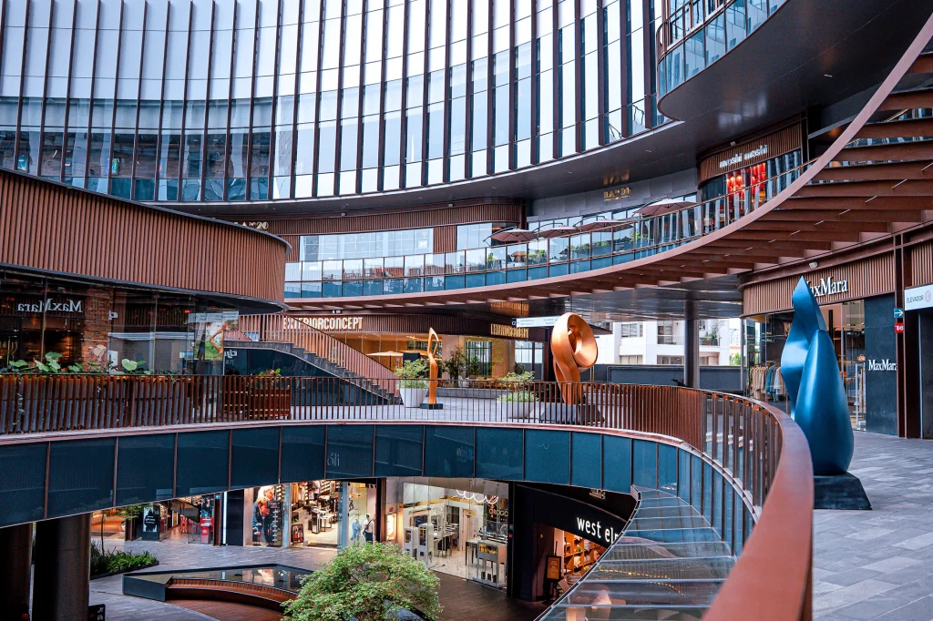 the-landmark-reserve-commercial-center